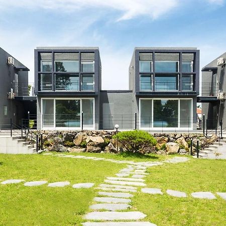 Donnaeko Pension Seogwipo Luaran gambar